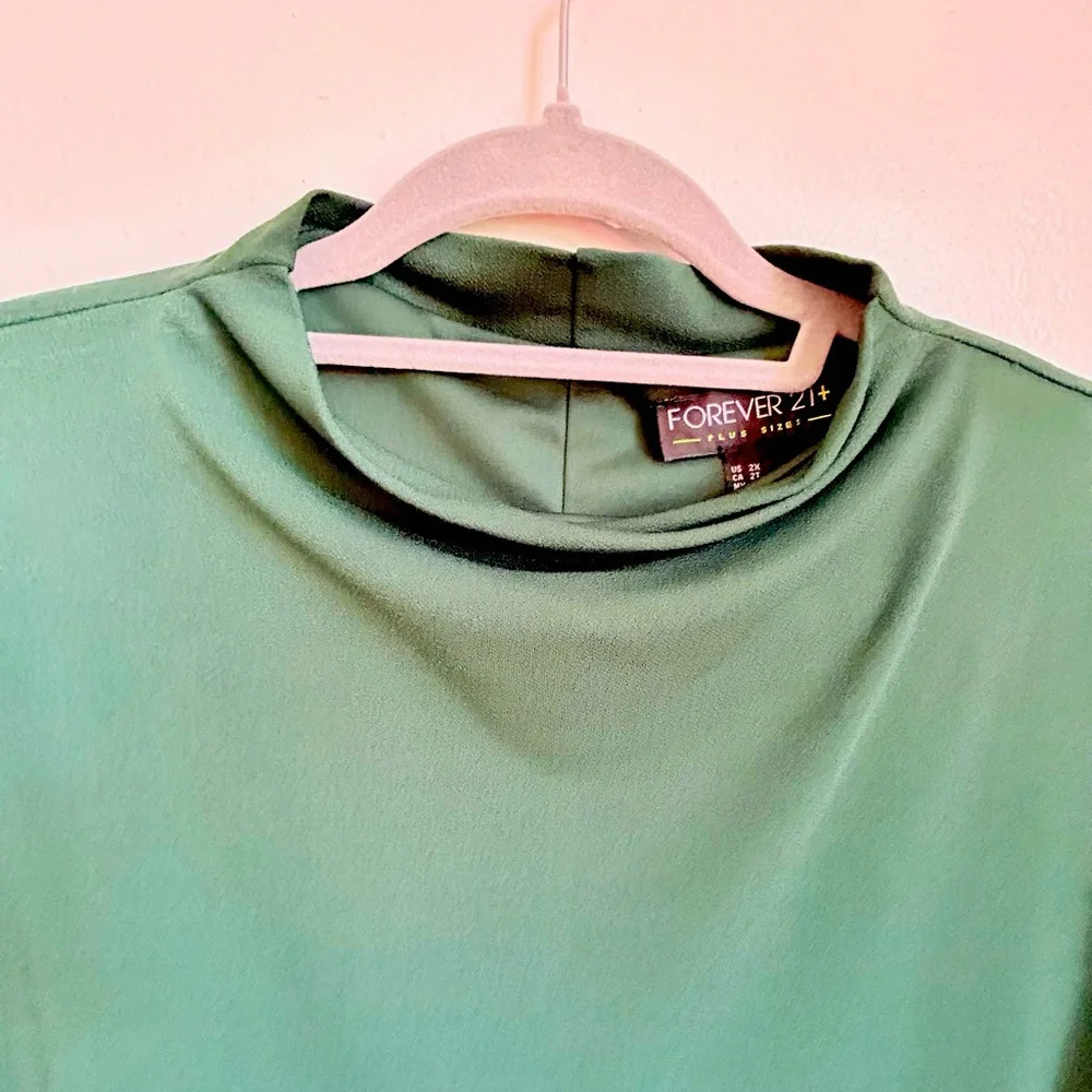 Forever 21 Green Emerald Dress Size 2XL - Picture 5 of 6